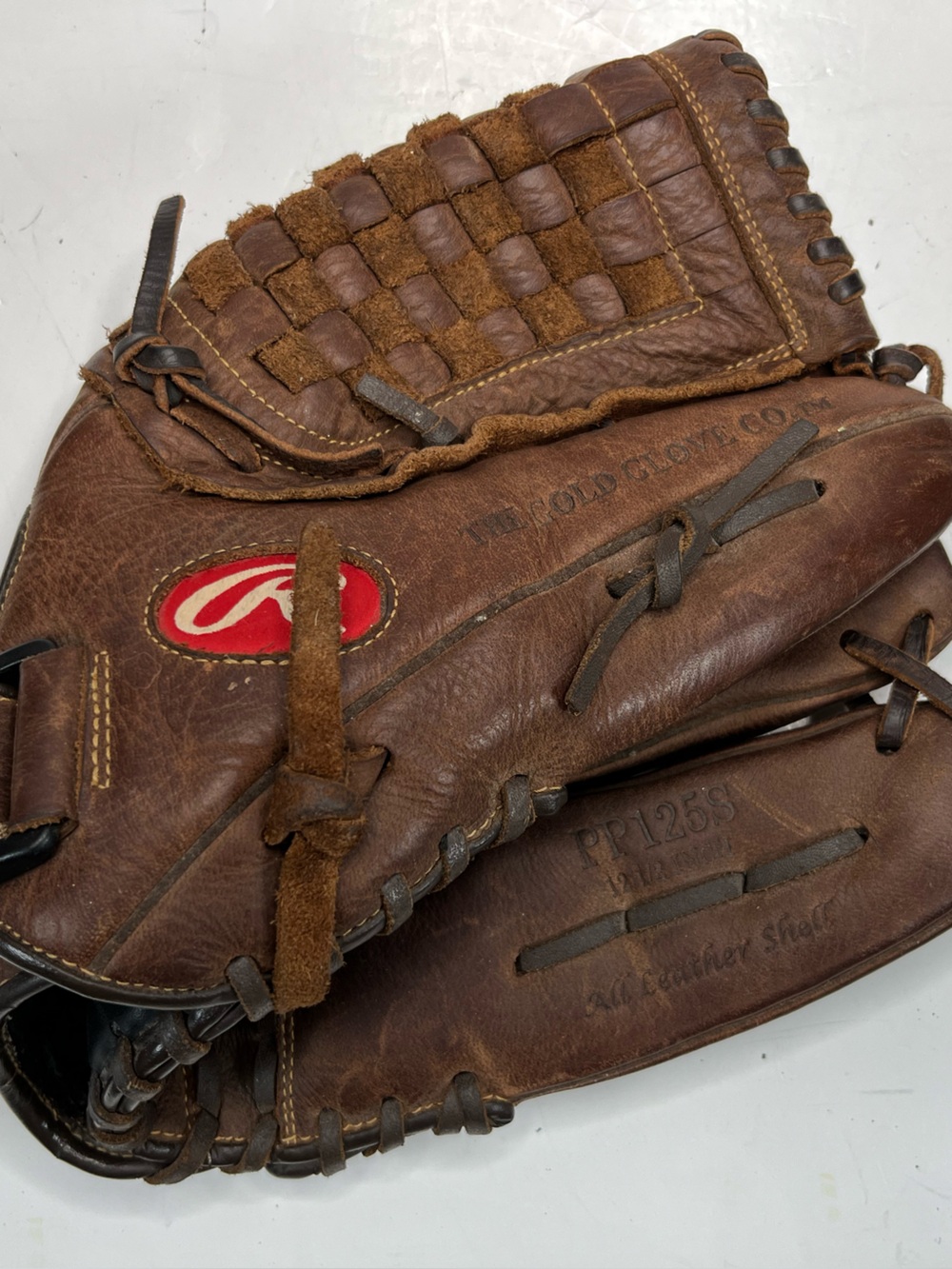 Rawlings Brown Leather Baseball Glove with Red Logo